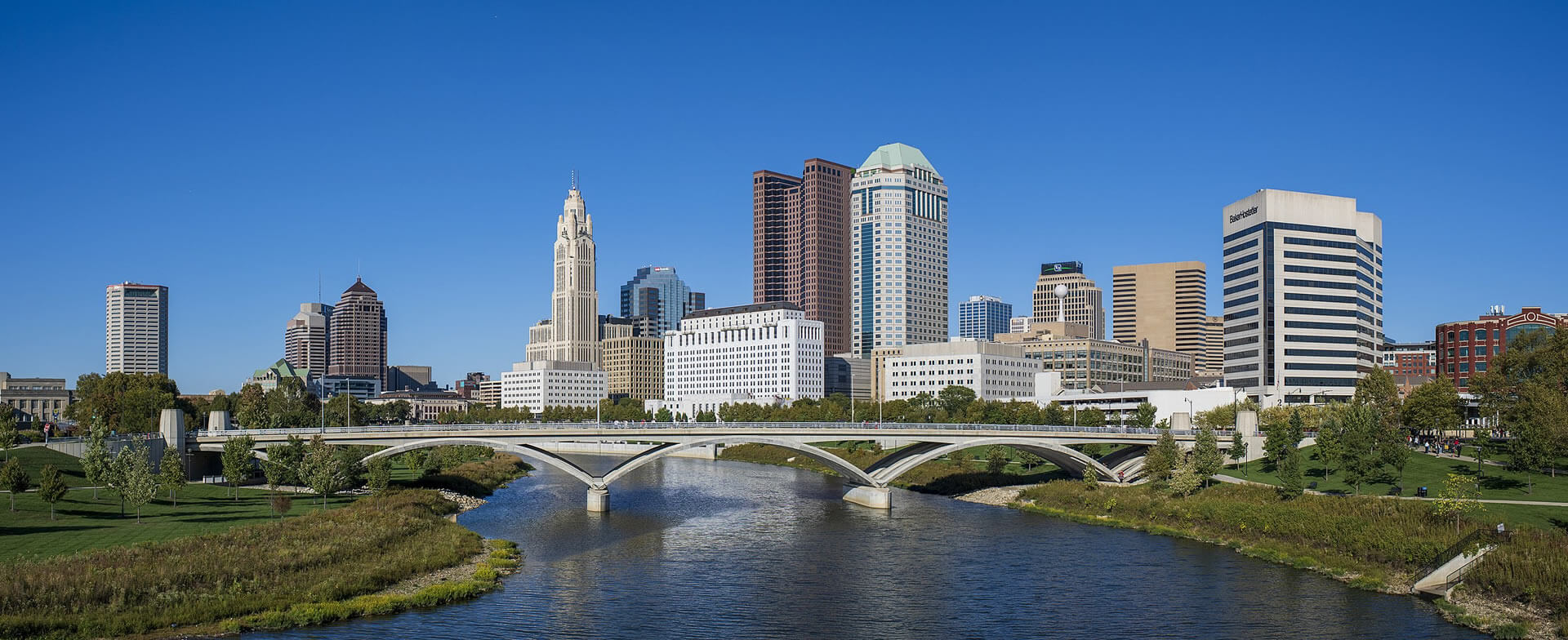 Panorama of downtown Columbus from the Main Street Bridge